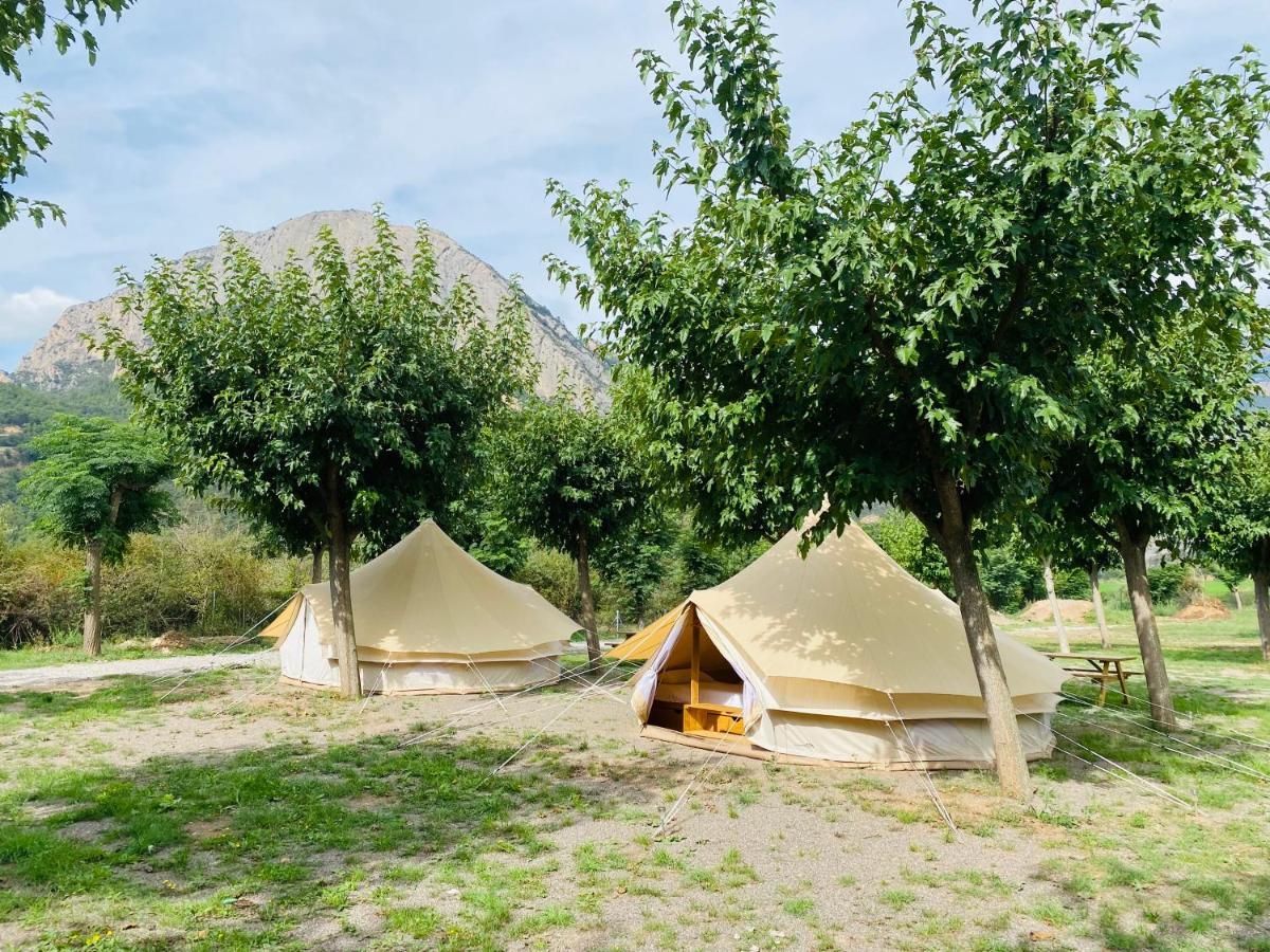 Camping Oliana Dış mekan fotoğraf