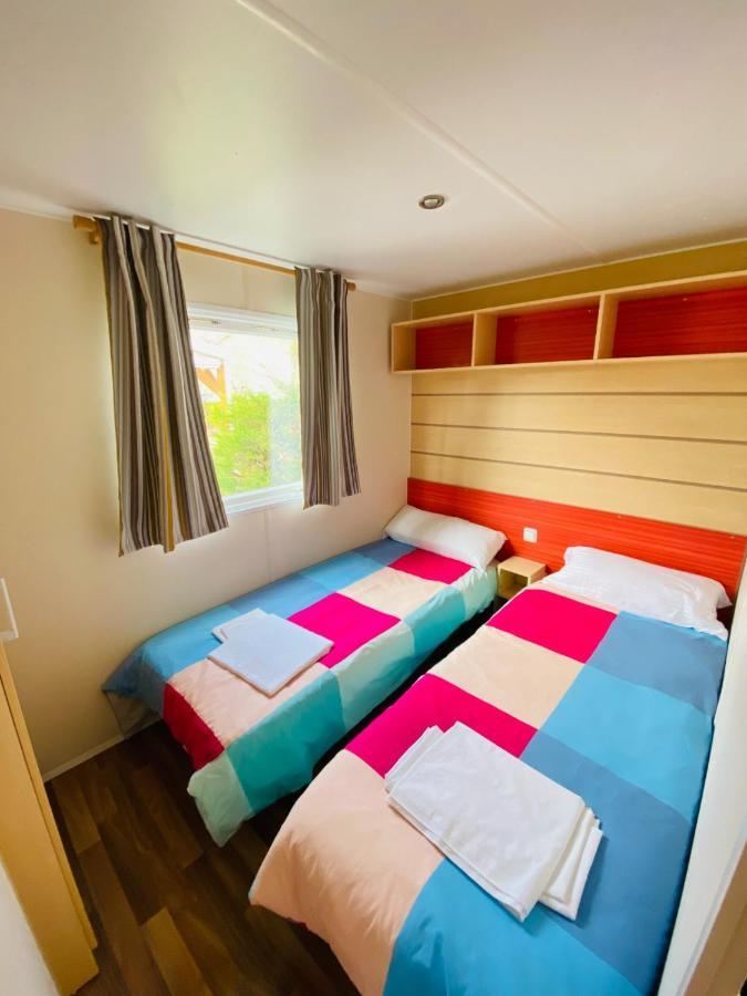 Camping Oliana Dış mekan fotoğraf