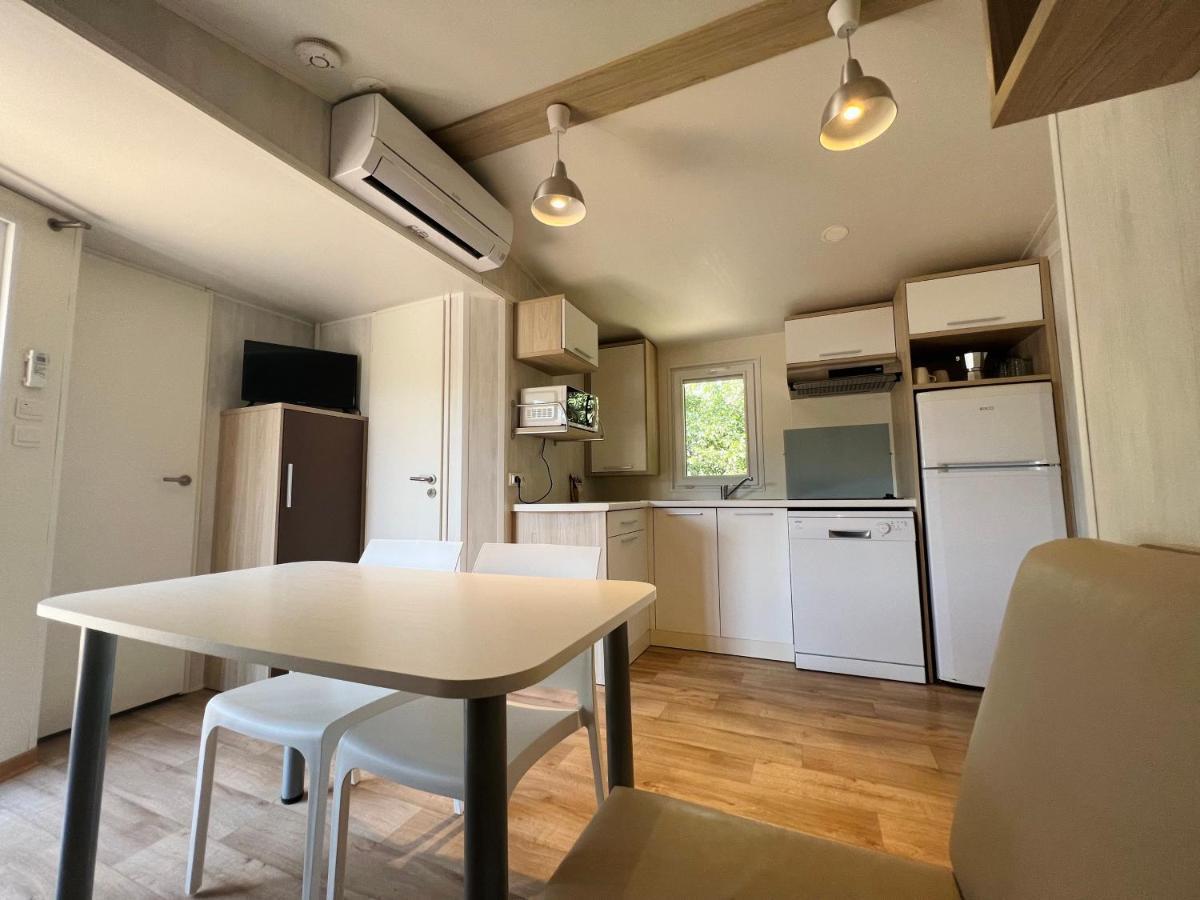 Camping Oliana Dış mekan fotoğraf