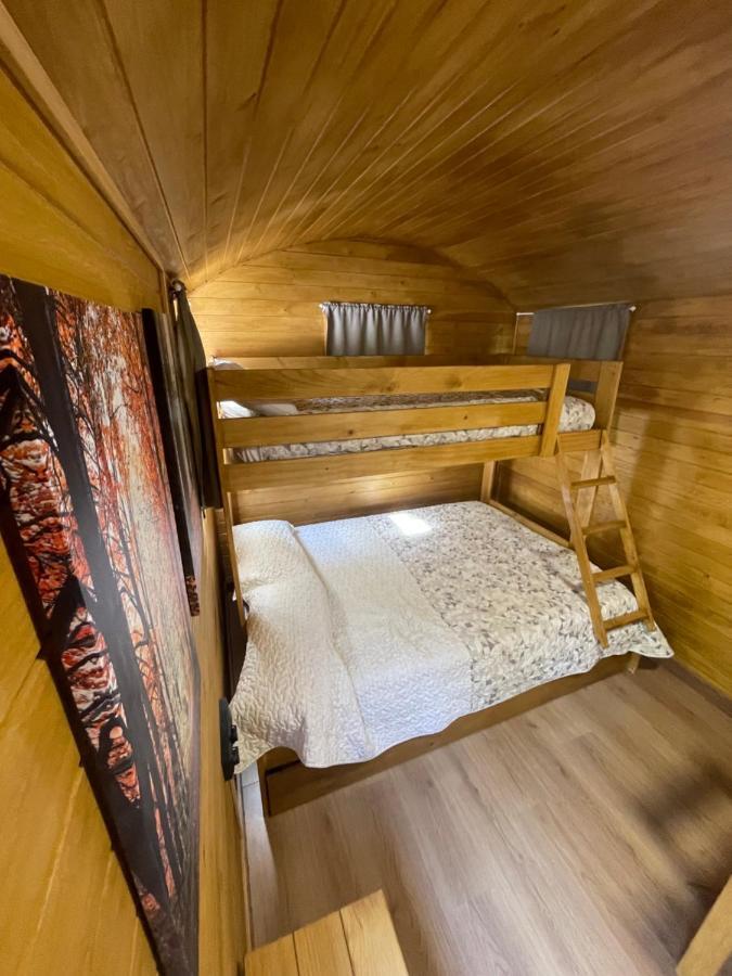 Camping Oliana Dış mekan fotoğraf