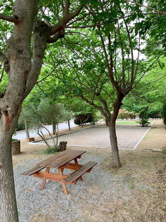 Camping Oliana Dış mekan fotoğraf